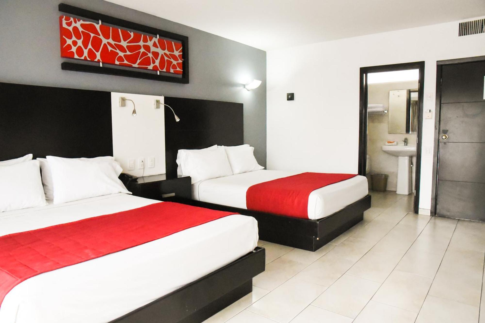 Hotel Expo Plaza Business And Family Guadalajara Zapopan Esterno foto