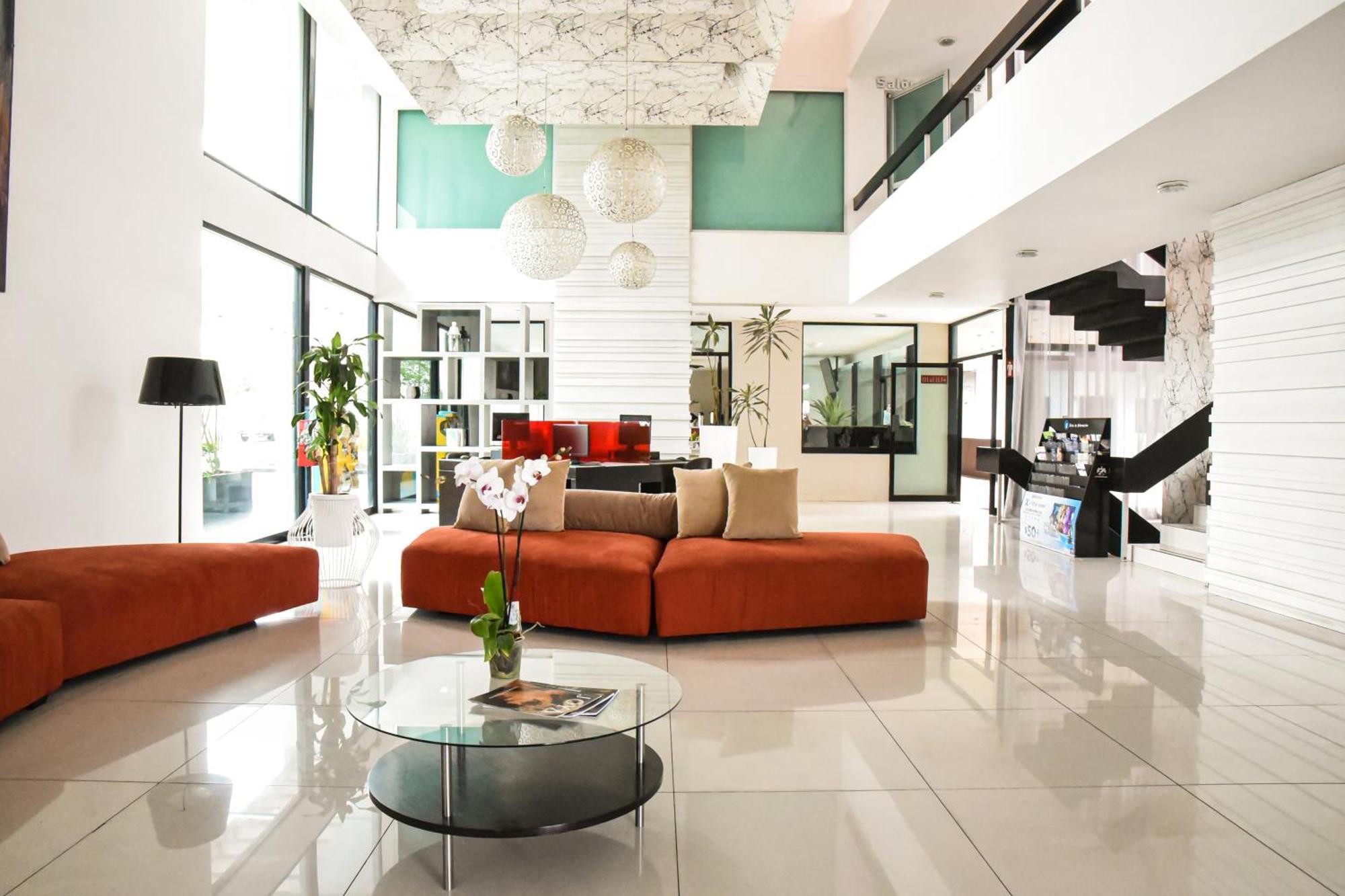 Hotel Expo Plaza Business And Family Guadalajara Zapopan Esterno foto
